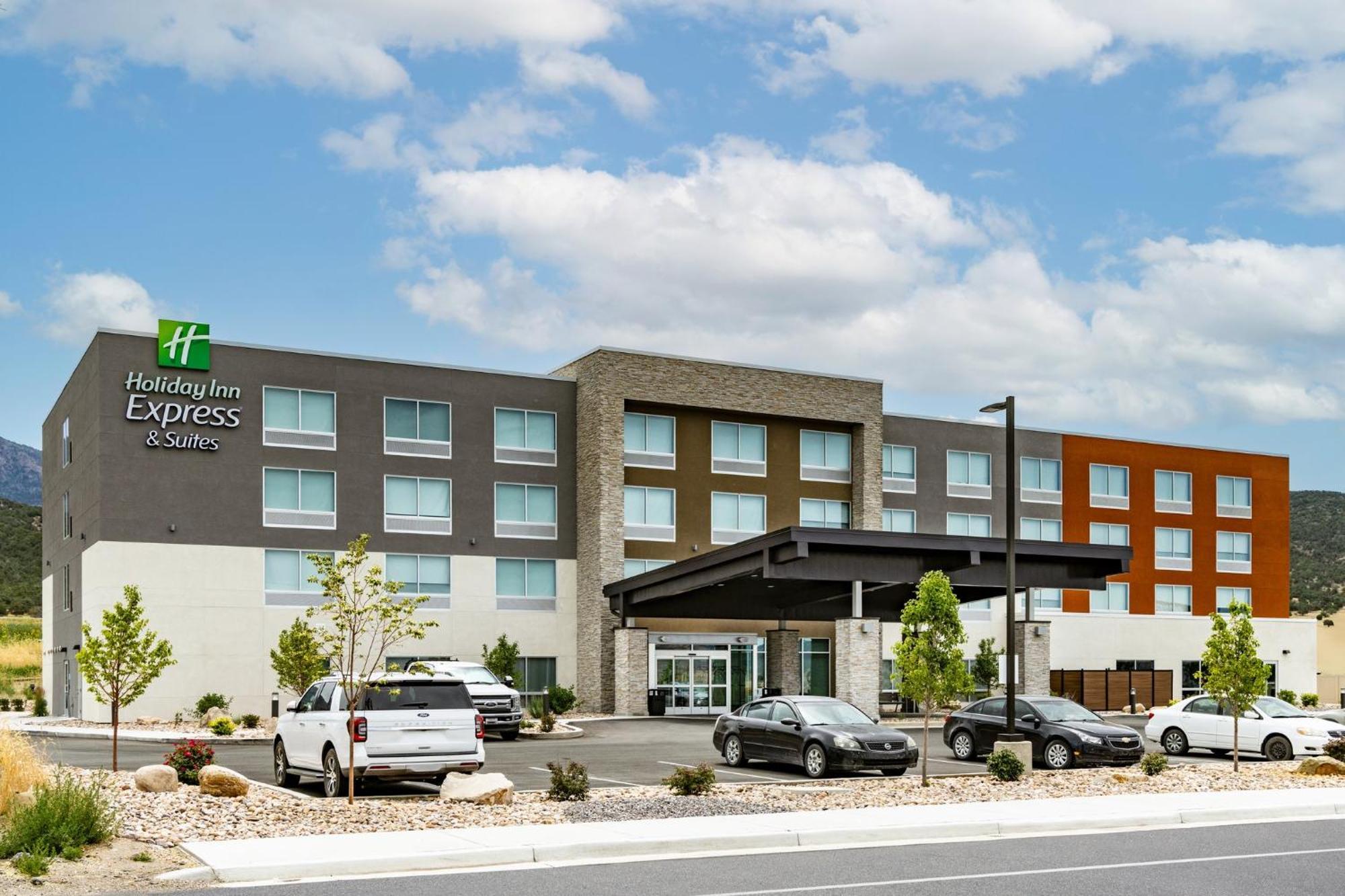 Holiday Inn Express & Suites - Nephi By Ihg Εξωτερικό φωτογραφία